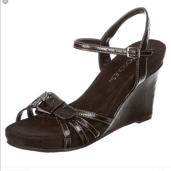 aerosoles plush around wedge heel